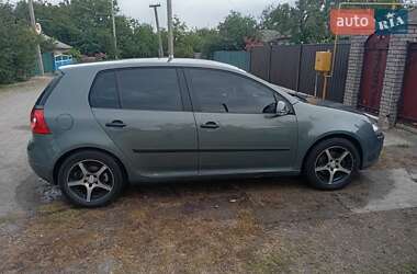Хетчбек Volkswagen Golf 2003 в Кропивницькому