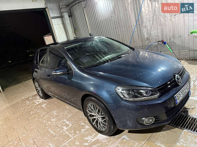 Хэтчбек Volkswagen Golf 2011 в Запорожье