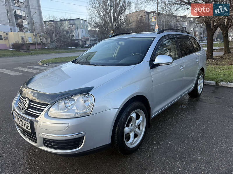 Универсал Volkswagen Golf 2008 в Запорожье