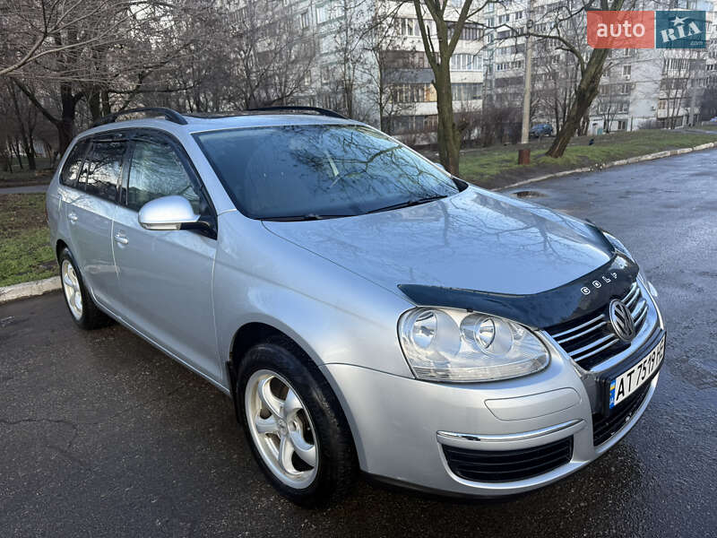 Универсал Volkswagen Golf 2008 в Запорожье