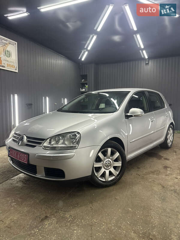 Volkswagen Golf 2005