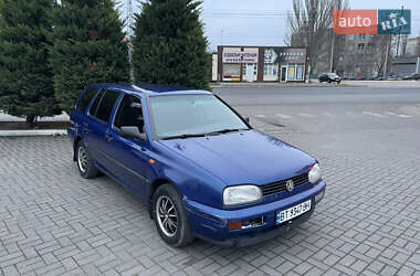 Універсал Volkswagen Golf 1995 в Миколаєві