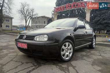 Хэтчбек Volkswagen Golf 2003 в Харькове