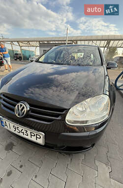 Хэтчбек Volkswagen Golf 2005 в Голубовке