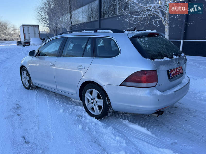 Универсал Volkswagen Golf 2011 в Белой Церкви