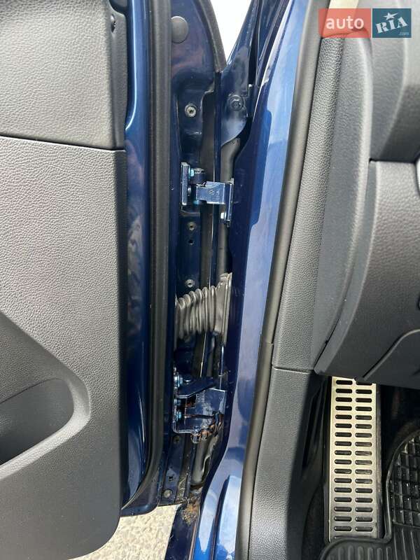 Универсал Volkswagen Golf 2011 в Дубровице фото 10 Универсал Volkswagen Golf 2011 в Дубровице