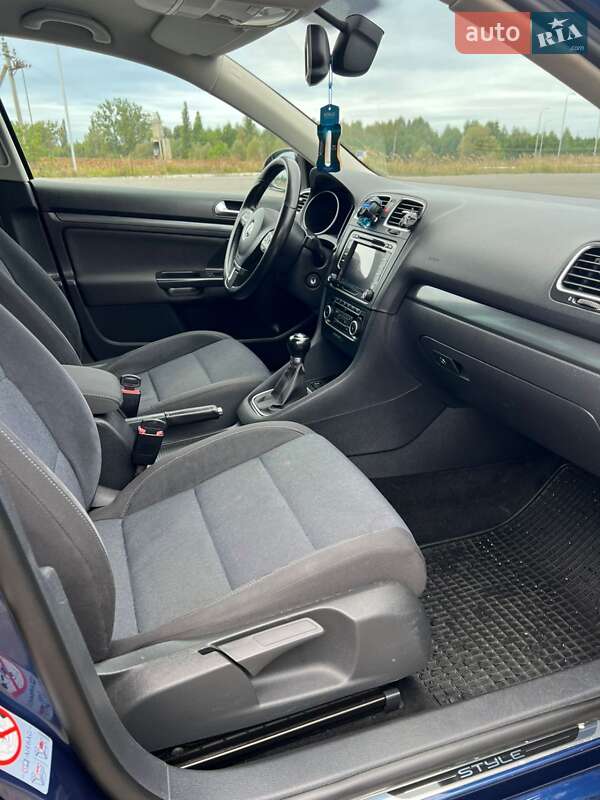 Универсал Volkswagen Golf 2011 в Дубровице фото 20 Универсал Volkswagen Golf 2011 в Дубровице