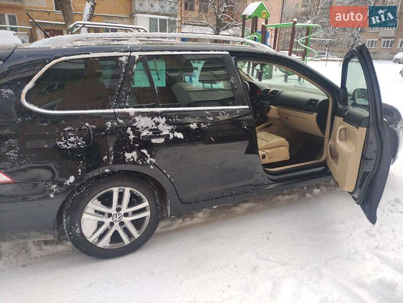 Универсал Volkswagen Golf 2009 в Каменец-Подольском