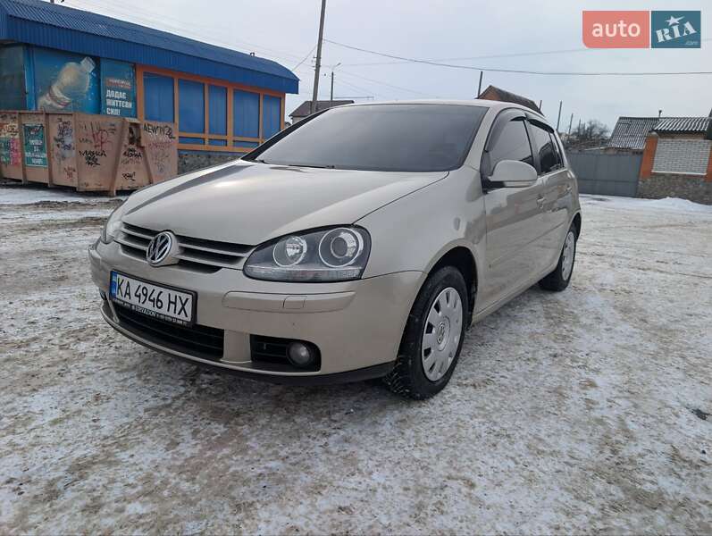 Volkswagen Golf 2005