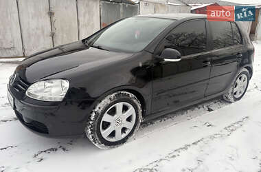 Хэтчбек Volkswagen Golf 2006 в Черкассах