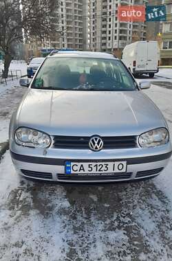 Универсал Volkswagen Golf 2001 в Черкассах