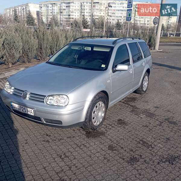 Volkswagen Golf 2003