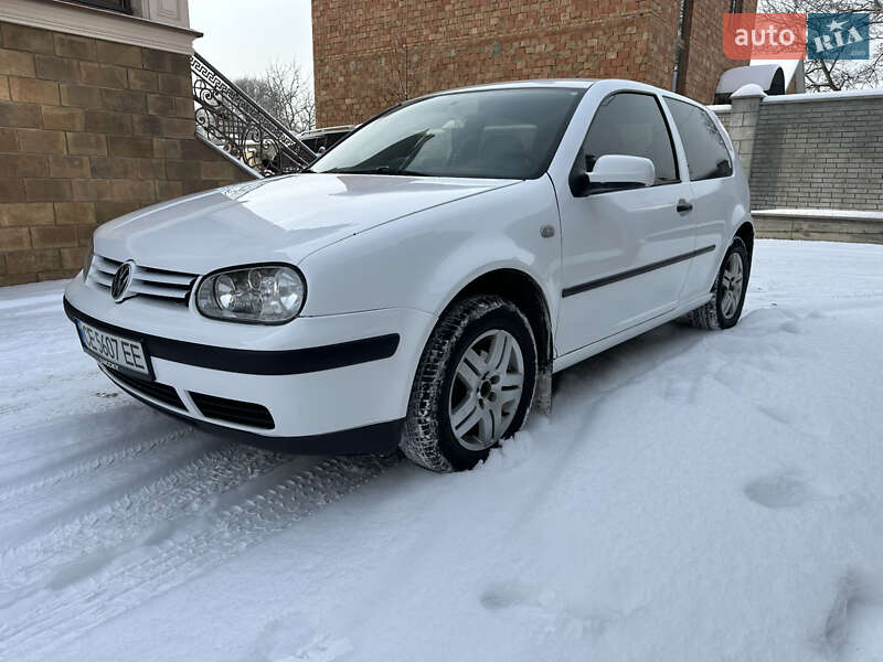 Volkswagen Golf 2000