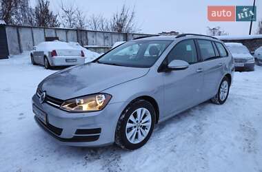 Універсал Volkswagen Golf 2017 в Шостці
