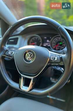 Універсал Volkswagen Golf 2016 в Одесі