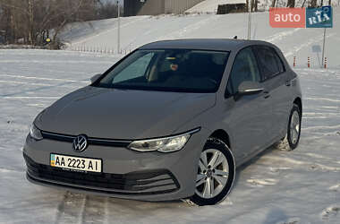 Хэтчбек Volkswagen Golf 2021 в Киеве