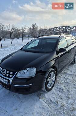 Универсал Volkswagen Golf 2009 в Киеве