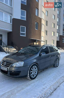 Універсал Volkswagen Golf 2008 в Вінниці