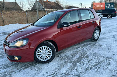 Хэтчбек Volkswagen Golf 2009 в Дубно