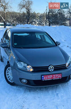 Хетчбек Volkswagen Golf 2009 в Луцьку