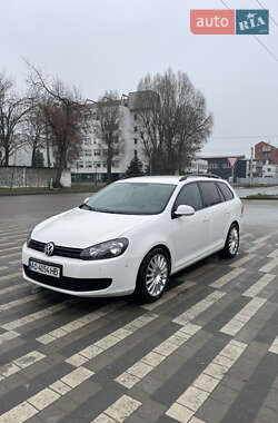 Универсал Volkswagen Golf 2010 в Львове
