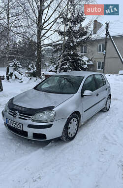 Хетчбек Volkswagen Golf 2004 в Збаражі