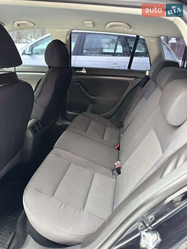 Универсал Volkswagen Golf 2007 в Самборе