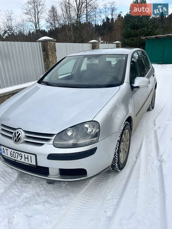 Volkswagen Golf 2004