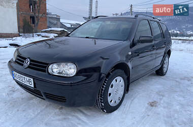 Універсал Volkswagen Golf 2001 в Виноградові