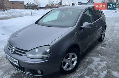 Хэтчбек Volkswagen Golf 2008 в Львове