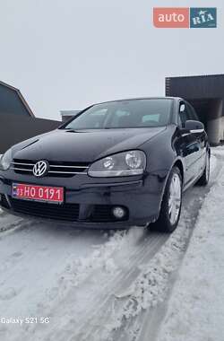 Хетчбек Volkswagen Golf 2008 в Сарнах