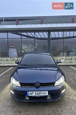 Хэтчбек Volkswagen Golf 2014 в Одессе