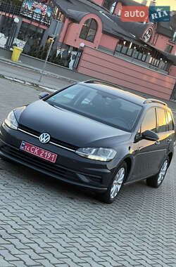 Универсал Volkswagen Golf 2019 в Львове