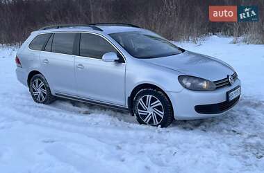 Универсал Volkswagen Golf 2011 в Теофиполе