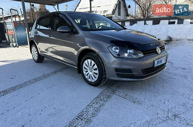 Хэтчбек Volkswagen Golf 2013 в Староконстантинове