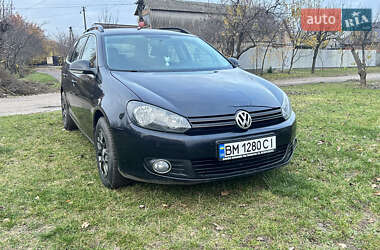 Універсал Volkswagen Golf 2010 в Сумах