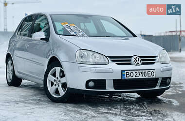 Хэтчбек Volkswagen Golf 2008 в Тернополе