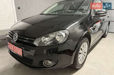 Хэтчбек Volkswagen Golf 2009 в Луцке