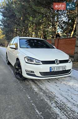 Универсал Volkswagen Golf 2015 в Днепре