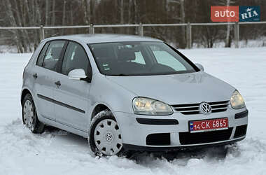 Хэтчбек Volkswagen Golf 2006 в Бердичеве