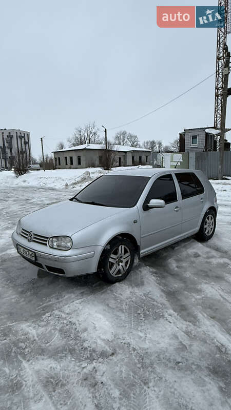 Volkswagen Golf 2000
