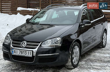 Універсал Volkswagen Golf 2008 в Києві