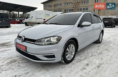 Універсал Volkswagen Golf 2018 в Луцьку