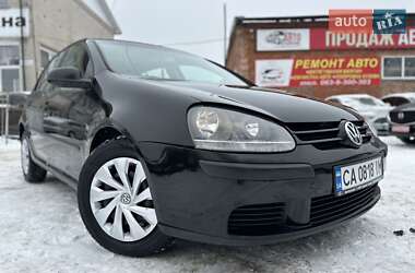 Хетчбек Volkswagen Golf 2004 в Смілі