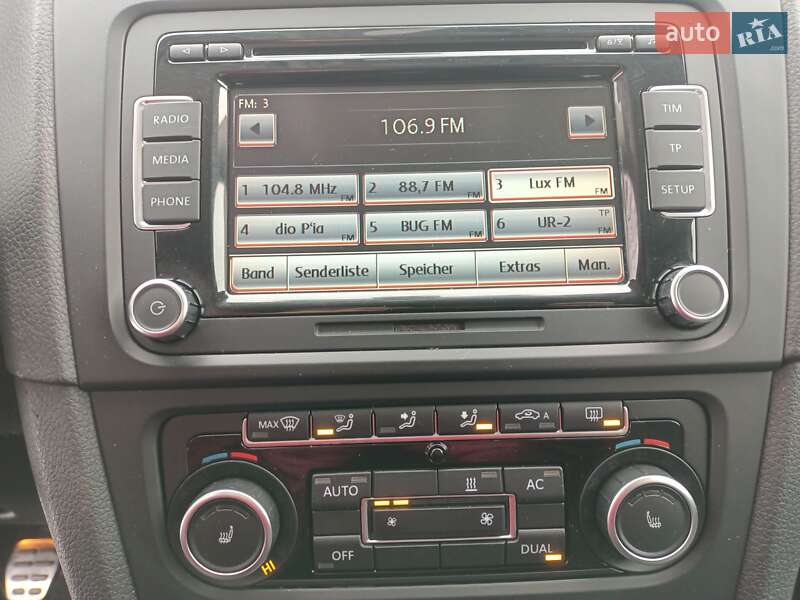 Универсал Volkswagen Golf 2011 в Луцке