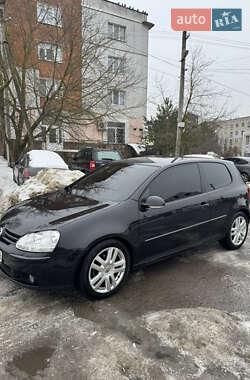 Хетчбек Volkswagen Golf 2004 в Львові