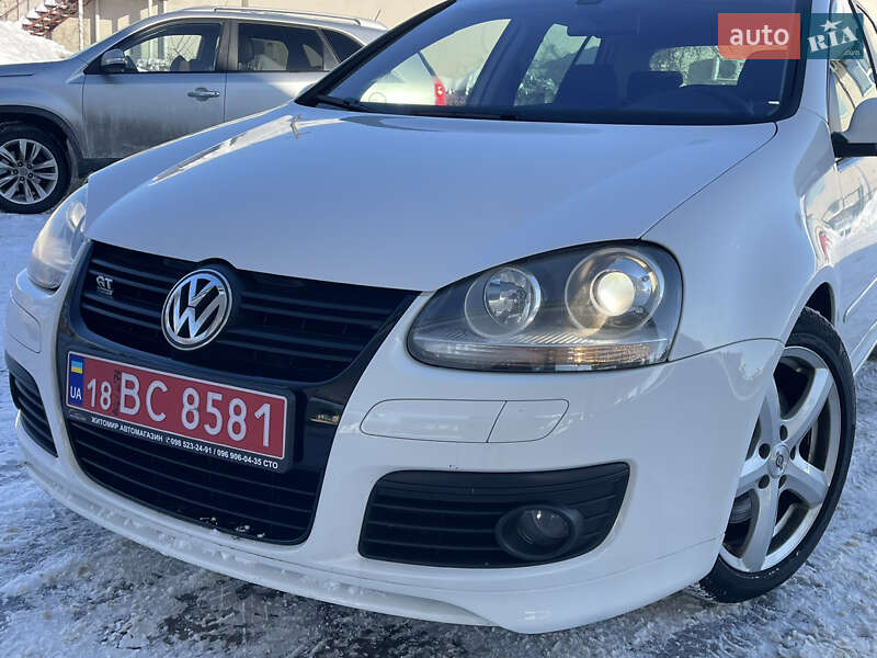 Хэтчбек Volkswagen Golf 2009 в Житомире
