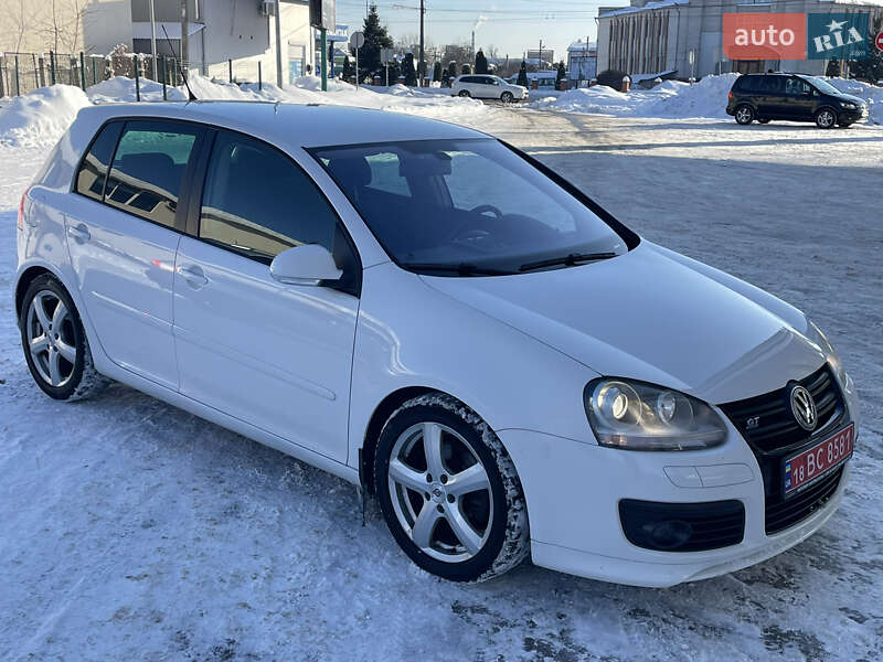 Хэтчбек Volkswagen Golf 2009 в Житомире