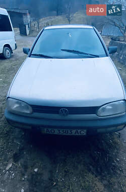 Універсал Volkswagen Golf 1997 в Хусті