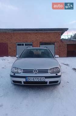 Універсал Volkswagen Golf 2000 в Підгайцях